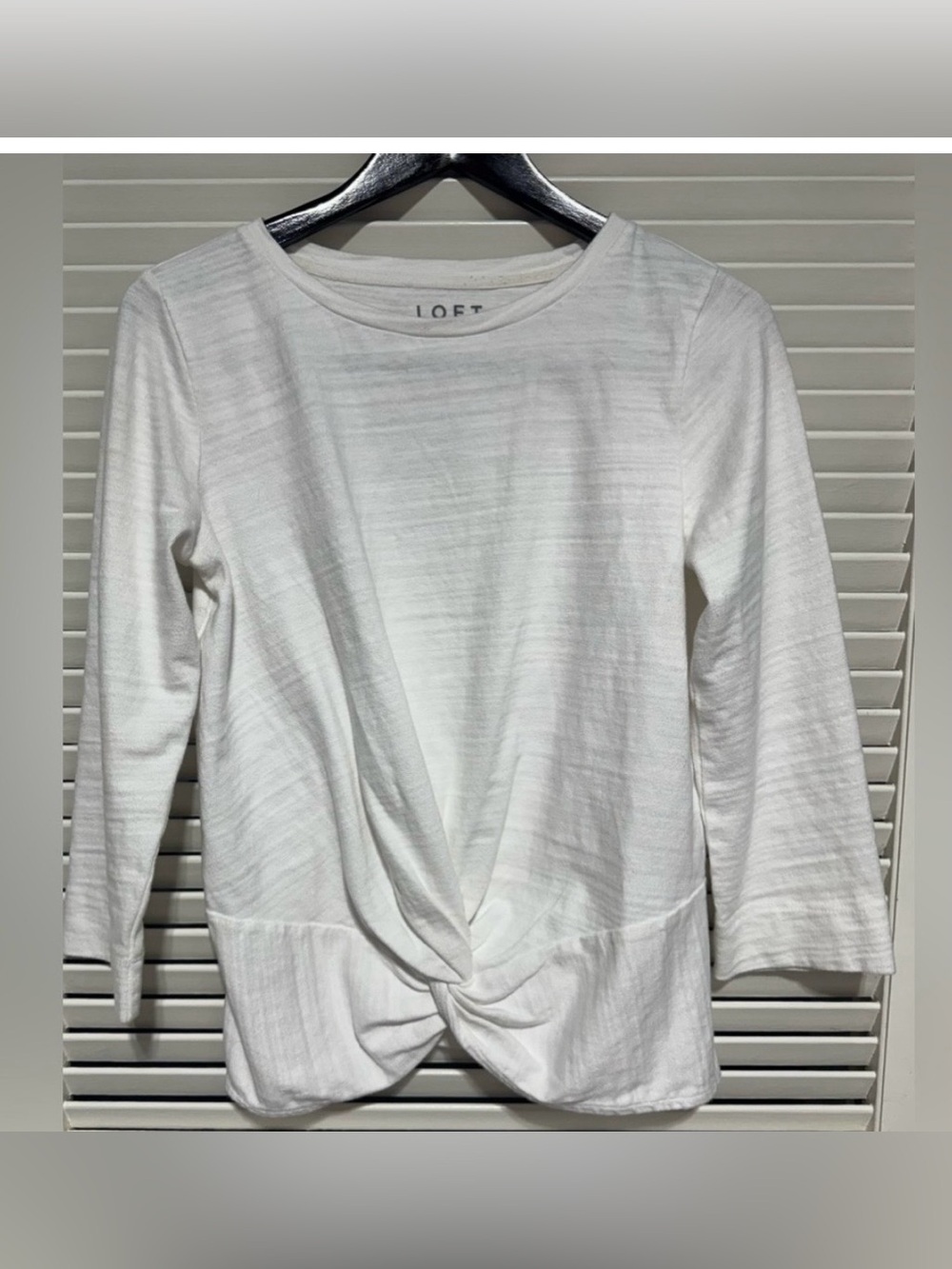 LOFT White 3/4 Sleeve Twist Front Top – Size S